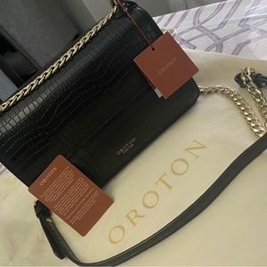 The Oroton Forte Texture Clutch